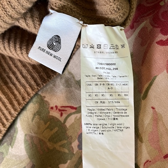 MAXMARA Size XL Oversized Ribbed Taupe Turtleneck 100% Pure New Wool Luxe $649 - Picture 10 of 11